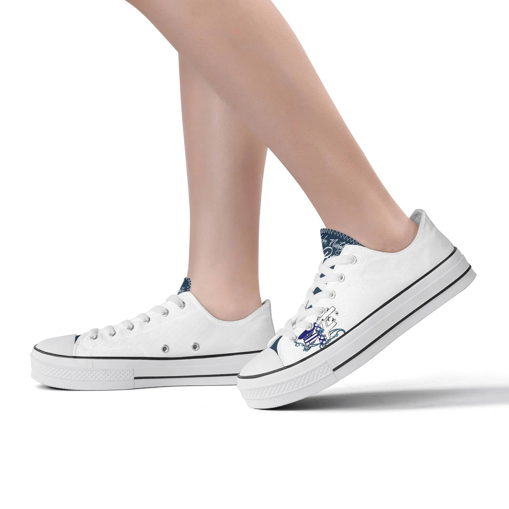Black Insect Famili Women's Classic Low Top Canvas Shoes