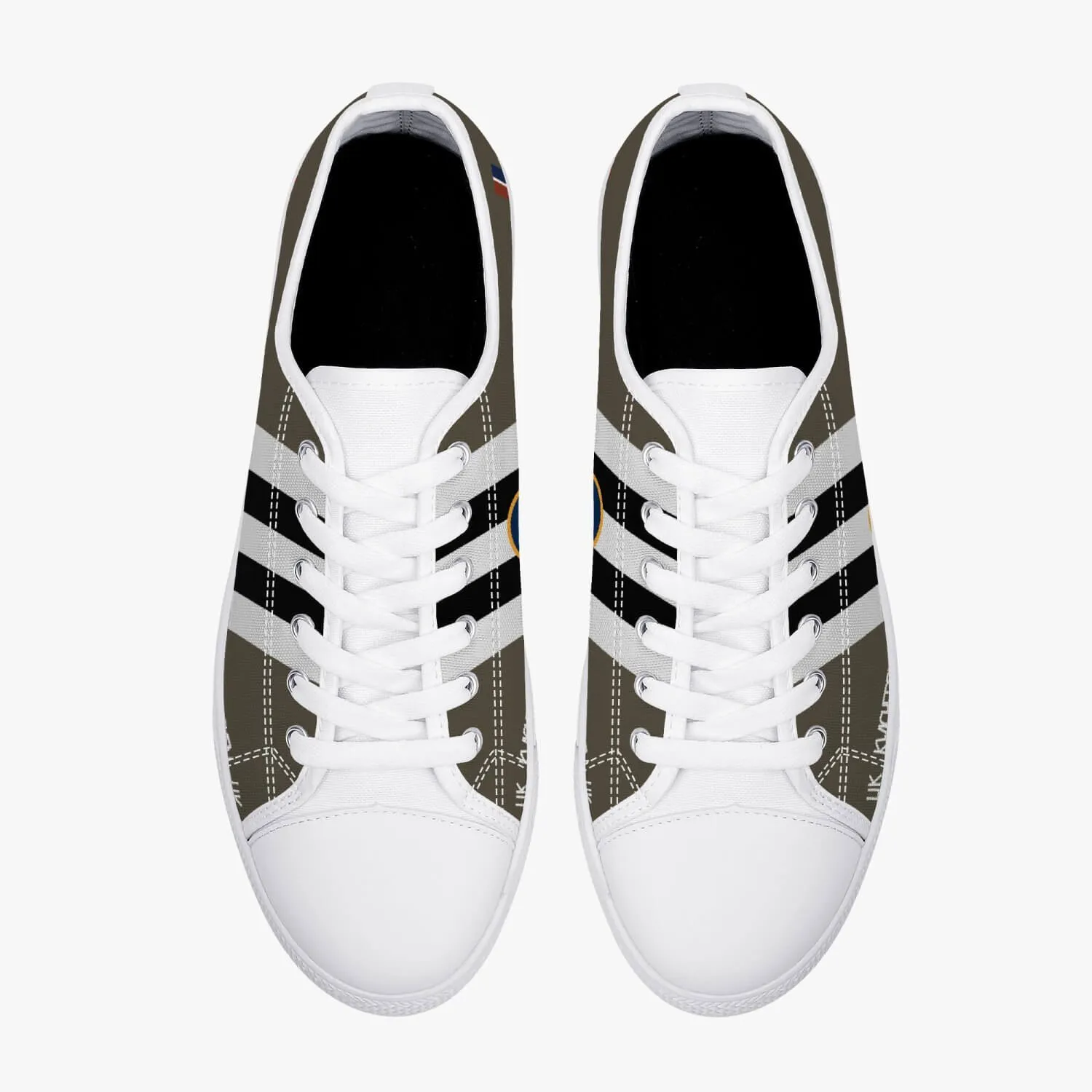 C-47 "Kwicherbichen" Low Top Canvas Shoes