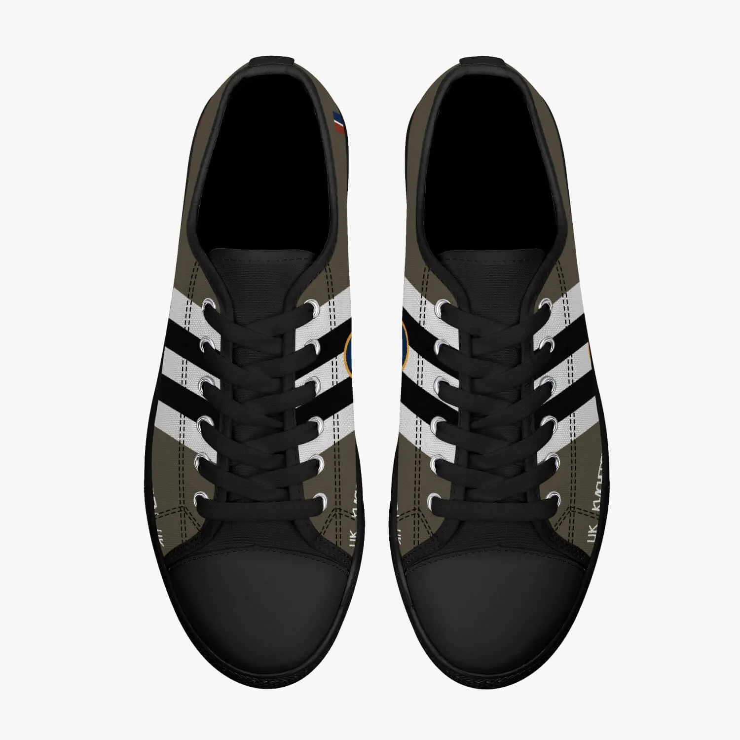 C-47 "Kwicherbichen" Low Top Canvas Shoes