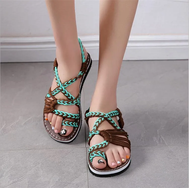 Chicvane Criss Cross Straps Clip Toe Flat Sandals