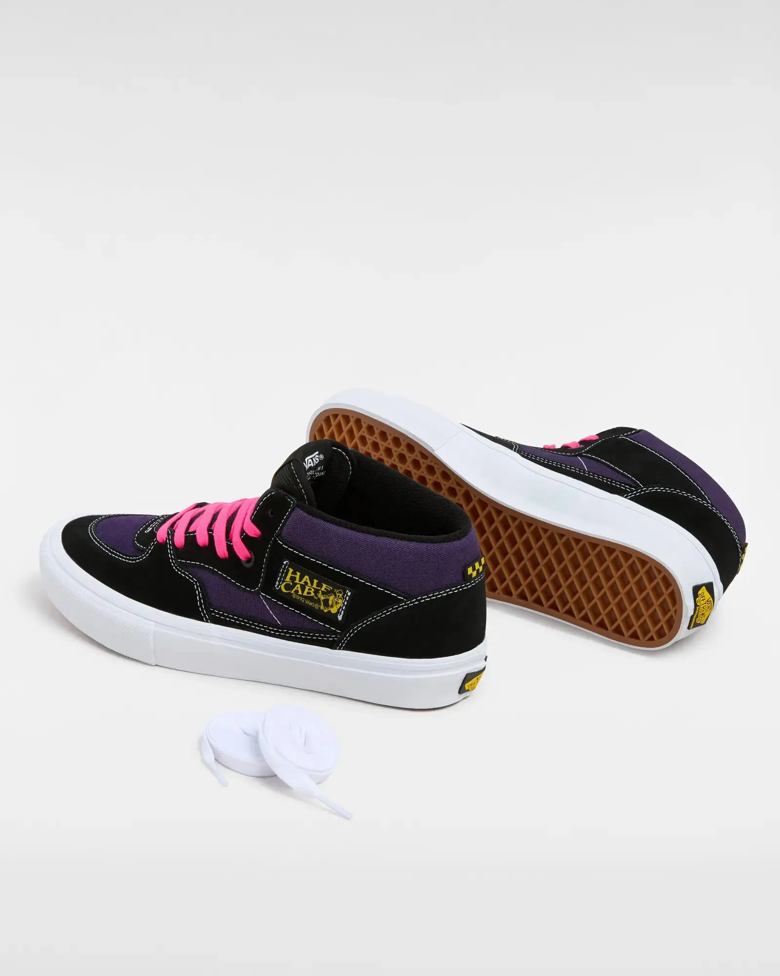 Skate Half Cab Shoes in Black & Purple