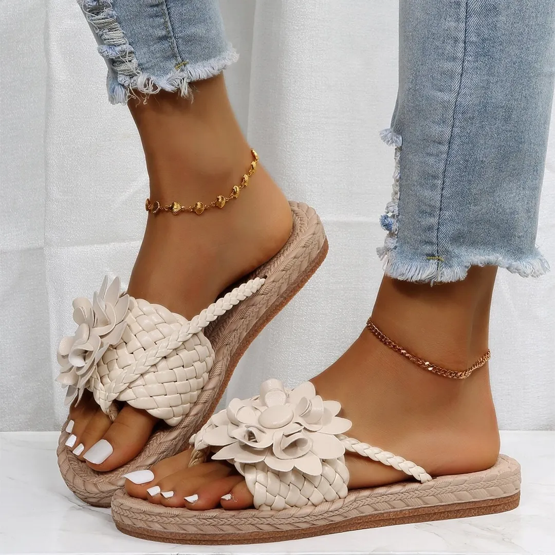 Uniqcloud Studded Flower Braided Band Flat Flip Flops