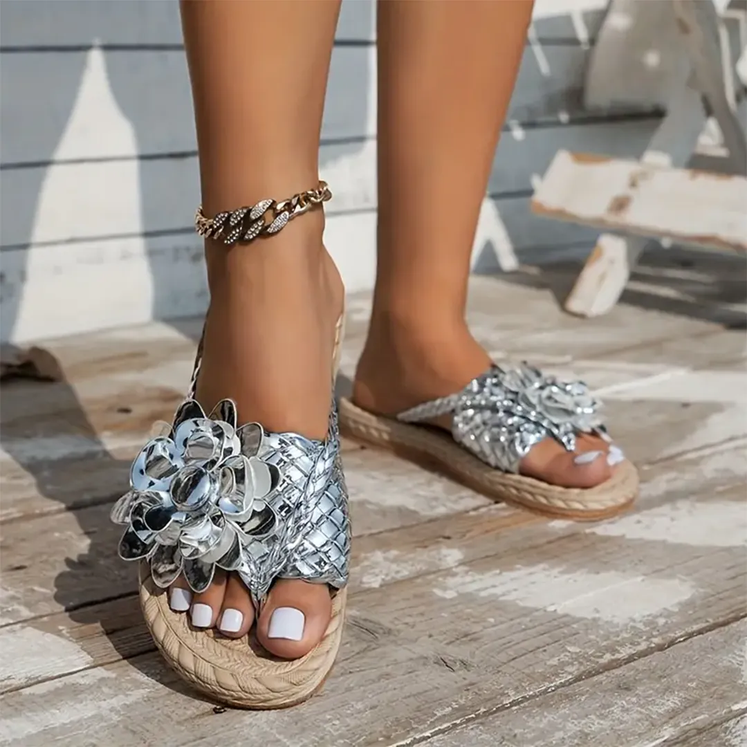 Uniqcloud Studded Flower Braided Band Flat Flip Flops