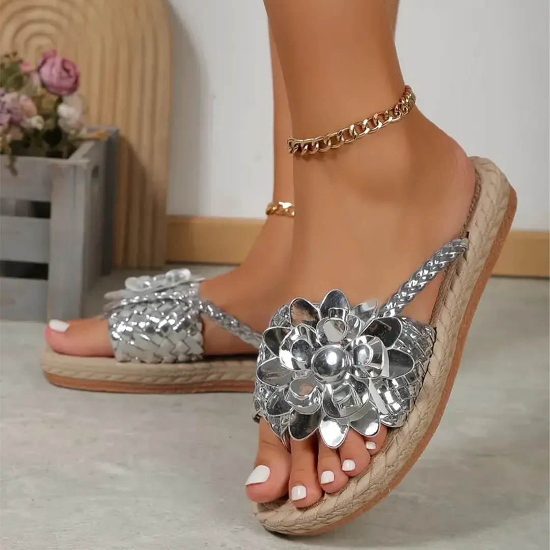 Uniqcloud Studded Flower Braided Band Flat Flip Flops