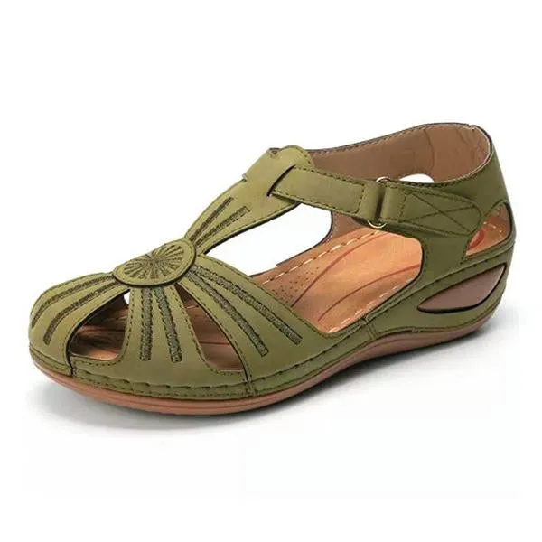 Women's Retro Soft Sole Round Toe Wedge Sandals 04238221C