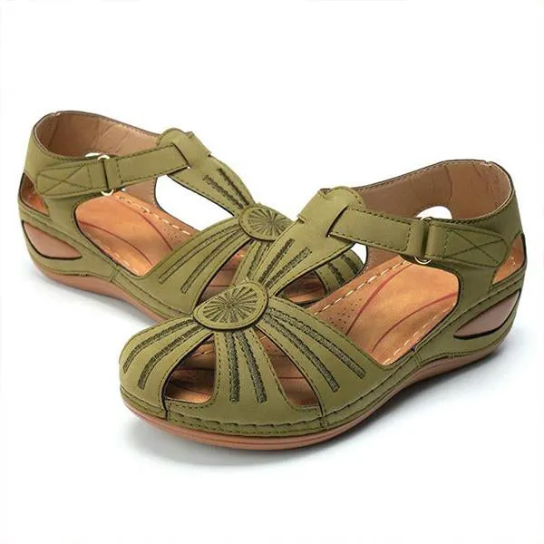 Women's Retro Soft Sole Round Toe Wedge Sandals 04238221C