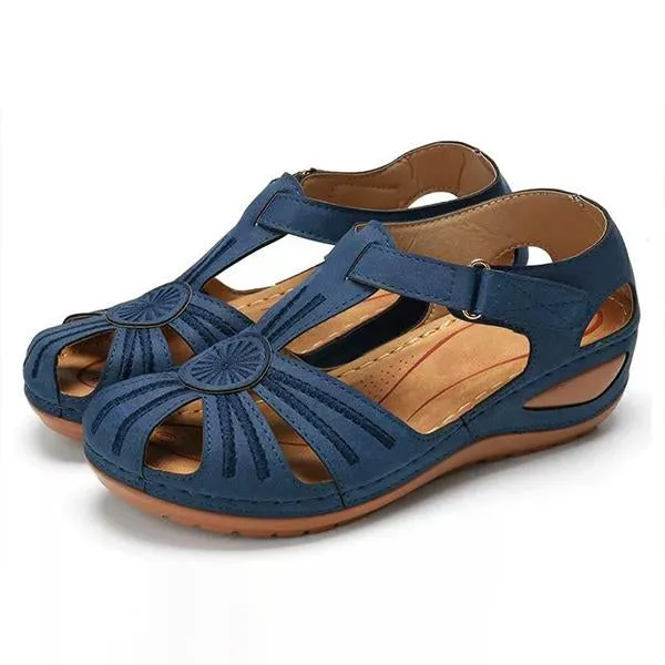 Women's Retro Soft Sole Round Toe Wedge Sandals 04238221C