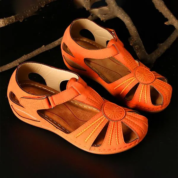 Women's Retro Soft Sole Round Toe Wedge Sandals 04238221C