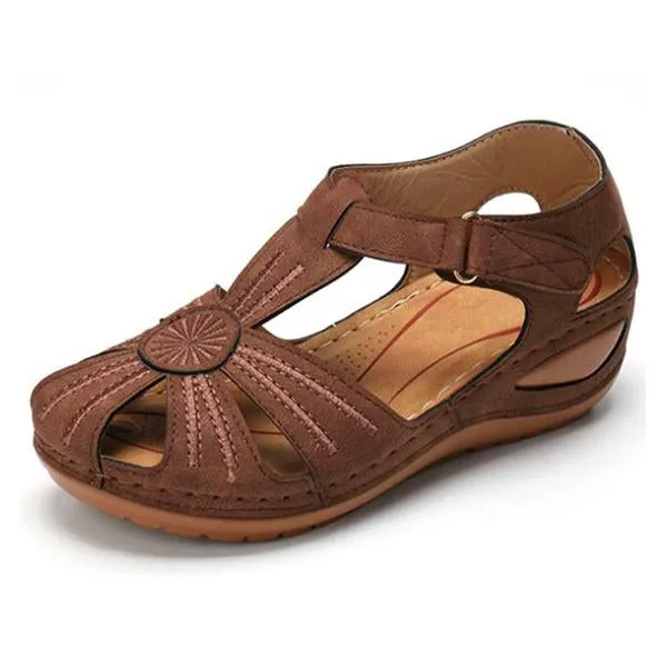 Women's Retro Soft Sole Round Toe Wedge Sandals 04238221C