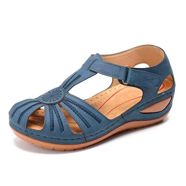 Women's Retro Soft Sole Round Toe Wedge Sandals 04238221C