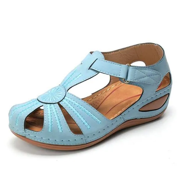 Women's Retro Soft Sole Round Toe Wedge Sandals 04238221C